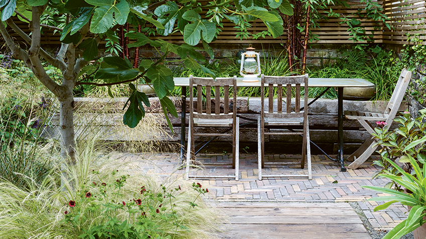 Simple Ideas for Small Outdoor Spaces | The home of non-fiction publishing